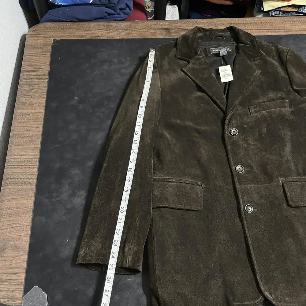 Banana Republic brand banana